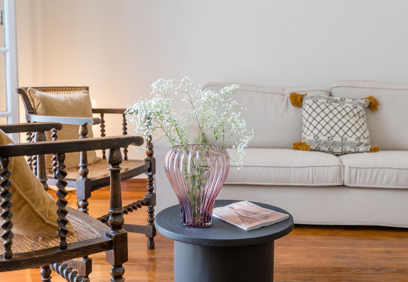 Apartment in Athens - Charlie – Timeless Charm & Modern Comfort