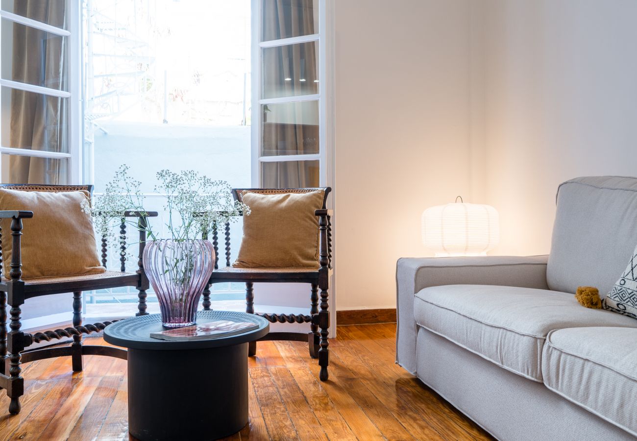 Apartment in Athens - Charlie – Timeless Charm & Modern Comfort