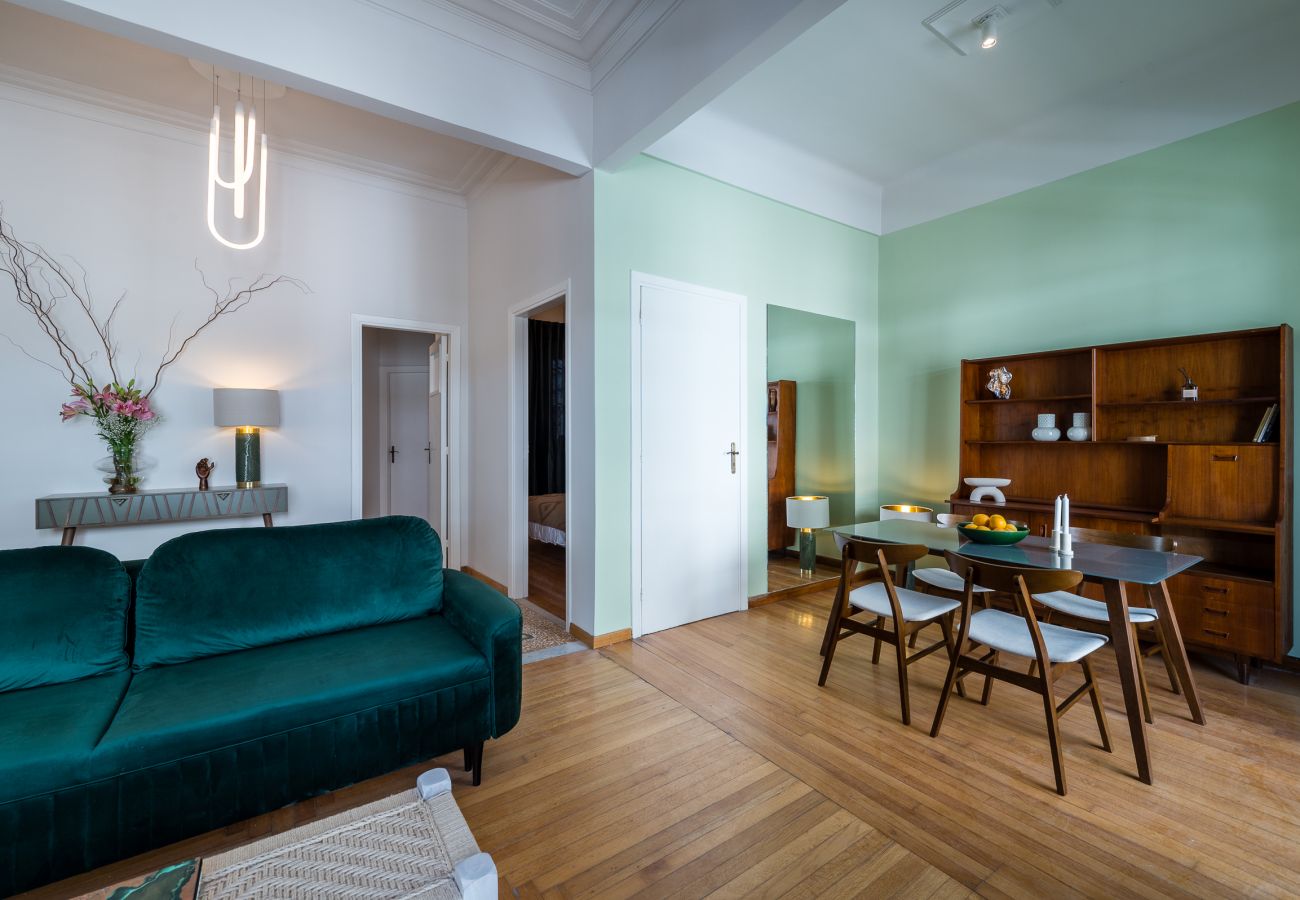 Apartment in Athens - Pistachio – A Luxurious Aegina-Inspired Oasis in Athens