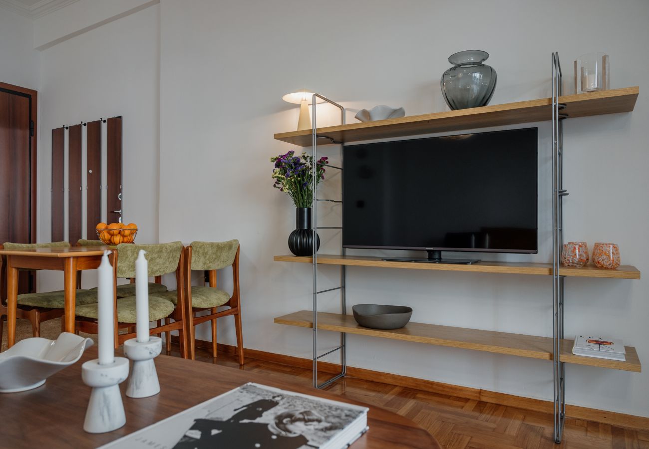 Apartment in Athens - Dylan- Luminous Downtown Chic