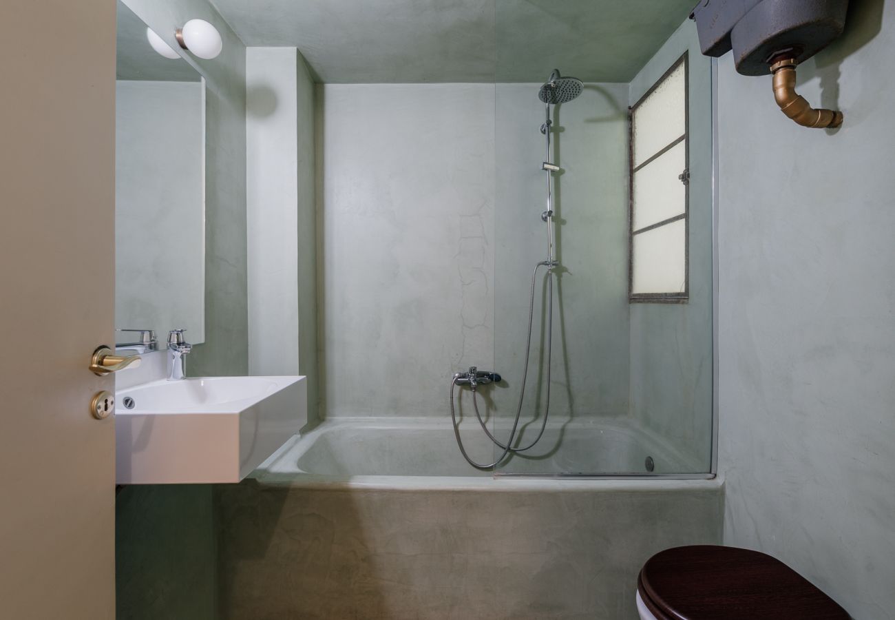 Apartment in Athens - Mo - Urban Minimalist Nest in Exarcheia