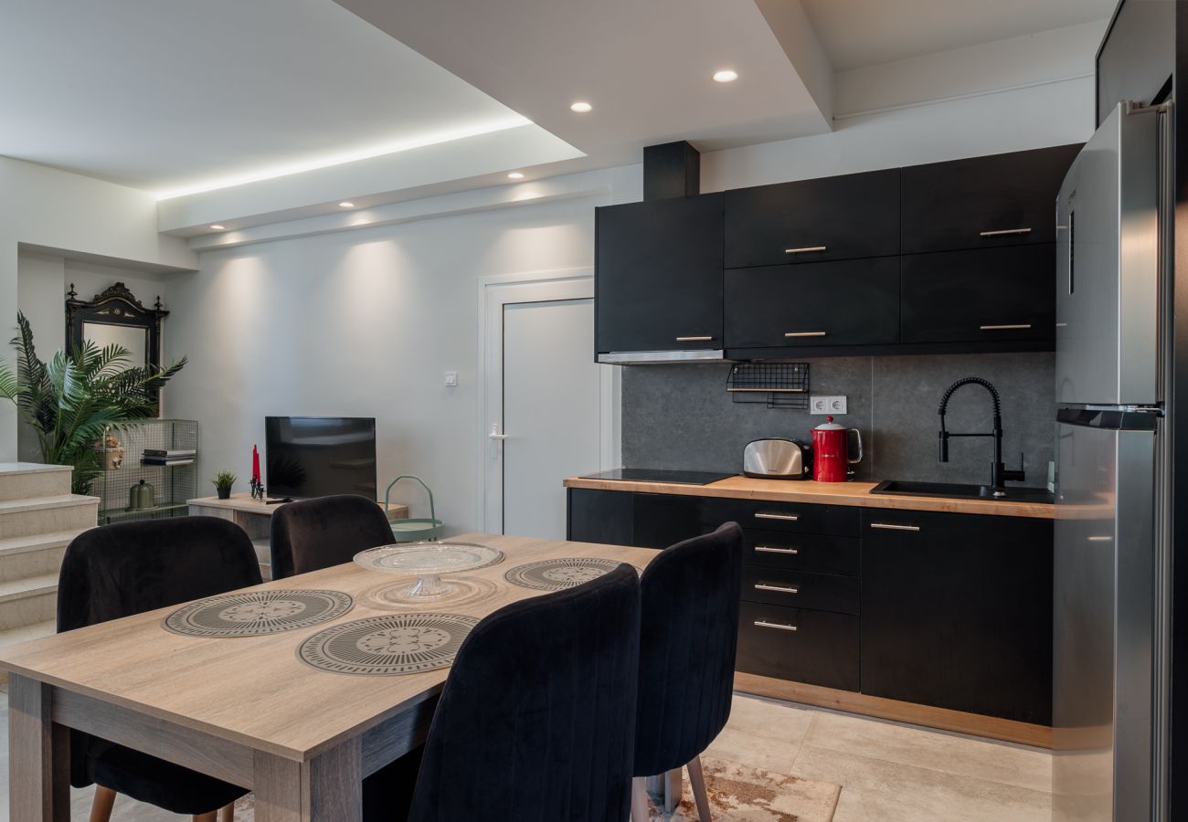 Apartment in Athens - Timfristou 13