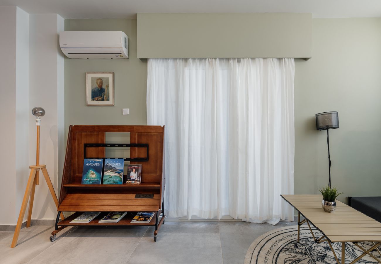 Apartment in Athens - Timfristou 13