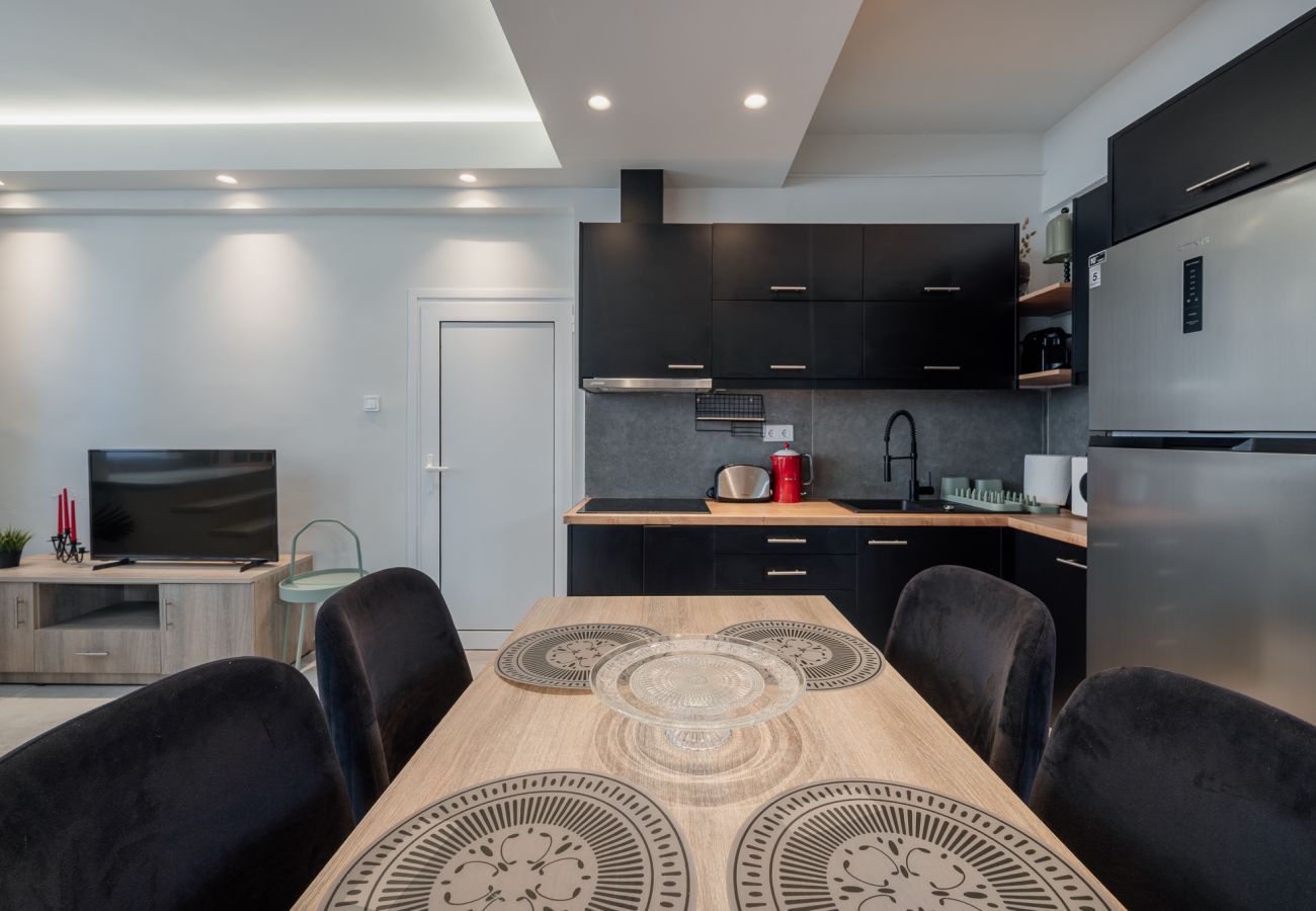 Apartment in Athens - Timfristou 13