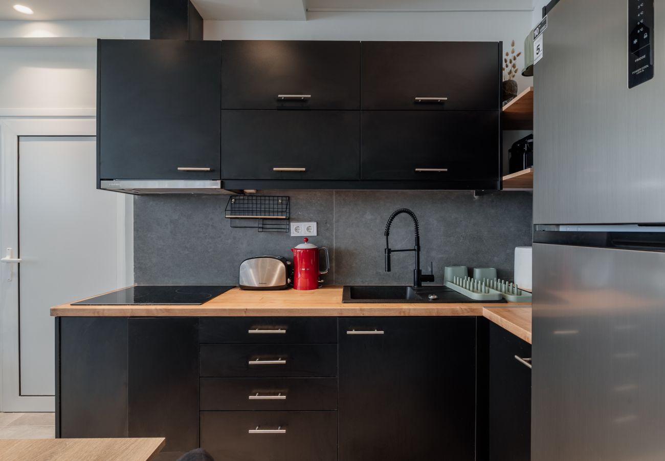 Apartment in Athens - Timfristou 13