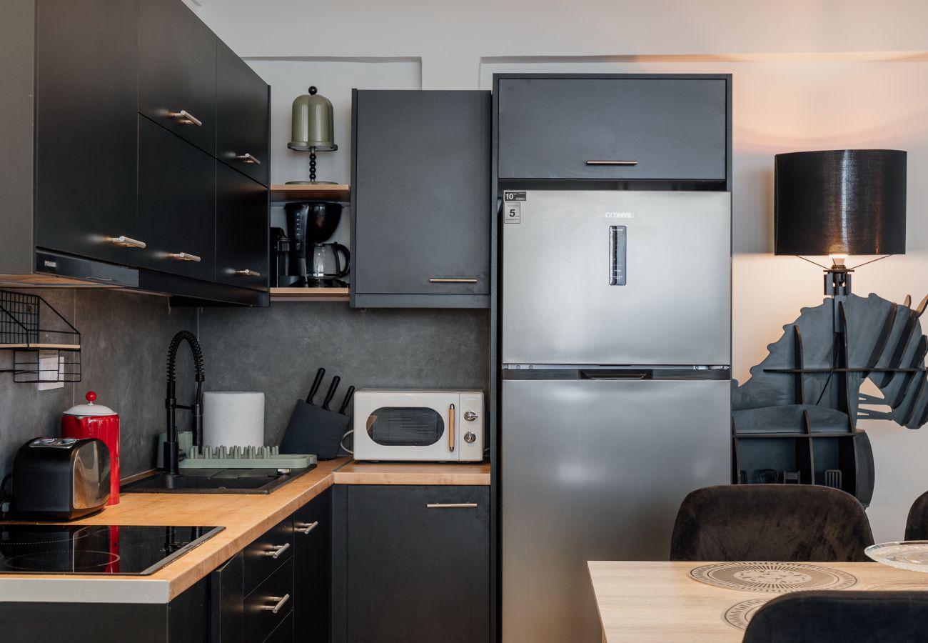 Apartment in Athens - Timfristou 13
